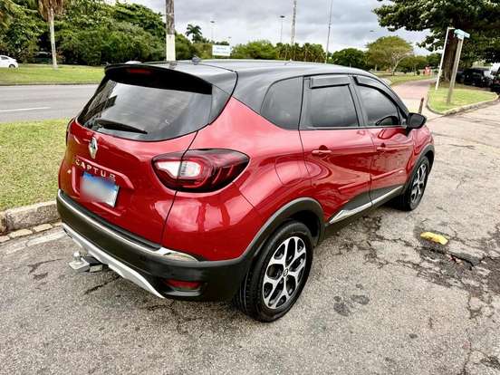 RENAULT-CAPTUR-2021
