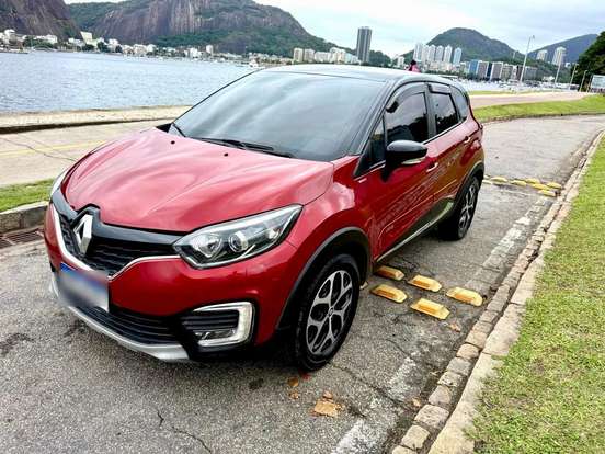 RENAULT-CAPTUR-2021