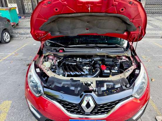 RENAULT-CAPTUR-2021