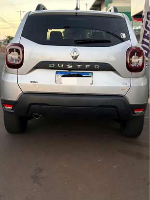 RENAULT-DUSTER-2022