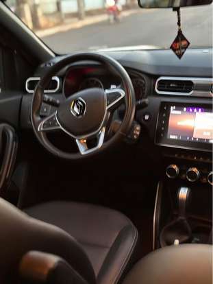 RENAULT-DUSTER-2022