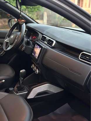 RENAULT-DUSTER-2022
