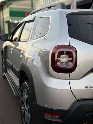 RENAULT-DUSTER-2022