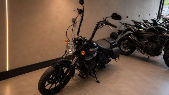 ROYAL ENFIELD-METEOR 350 STELLAR-2022