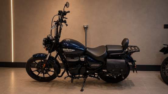 ROYAL ENFIELD-METEOR 350 STELLAR-2022