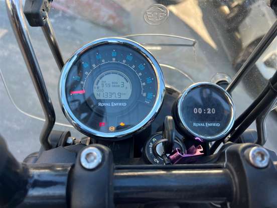 ROYAL ENFIELD-METEOR 350 SUPERNOVA ROYAL ENFIELD-METEOR 350 SUPERNOVA-2023