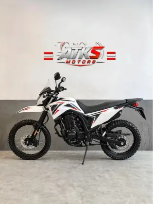 SHINERAY SHI 175S EFI SHINERAY SHI 175S EFI