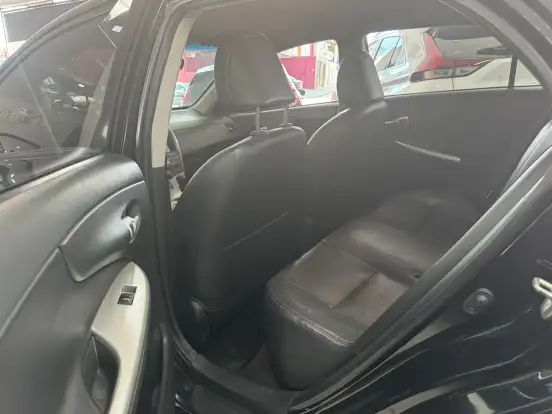 TOYOTA-COROLLA-2013