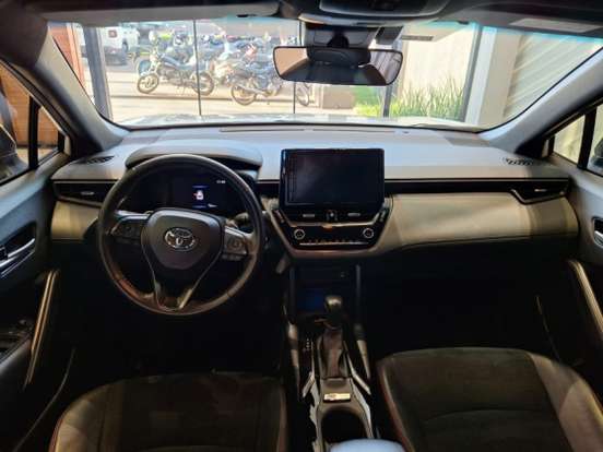 TOYOTA-COROLLA CROSS-2023
