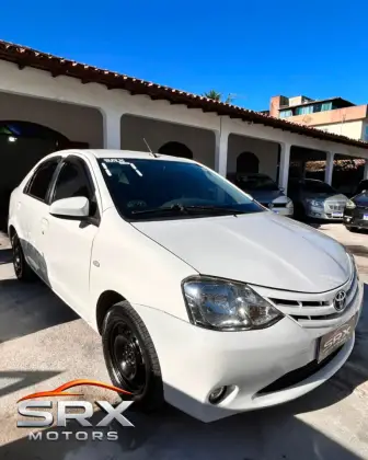 TOYOTA ETIOS 1.5 XLS 16V FLEX 4P AUTOMÁTICO