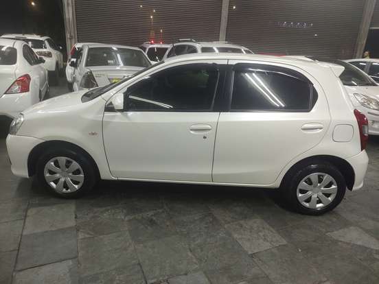 TOYOTA-ETIOS-1.3 X 16V FLEX 4P MANUAL TOYOTA-ETIOS-2018