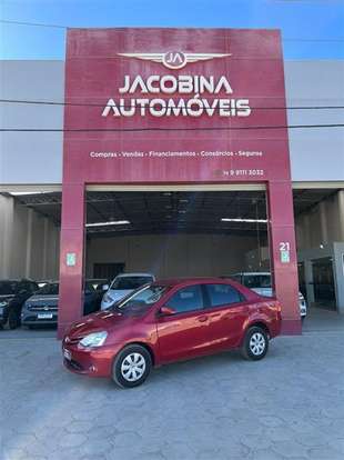 TOYOTA-ETIOS-2013
