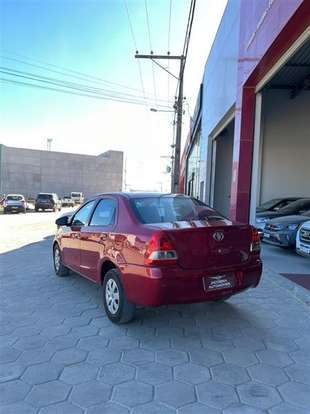 TOYOTA-ETIOS-2013