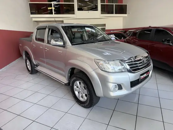 TOYOTA HILUX 2.7 SRV 4X4 CD 16V FLEX 4P AUTOMÁTICO