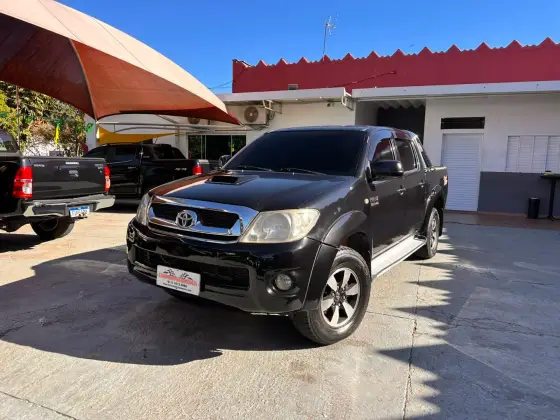 TOYOTA HILUX 3.0 SRV 4X4 CD 16V TURBO INTERCOOLER DIESEL 4P AUTOMÁTICO