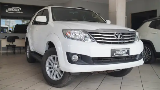TOYOTA HILUX SW4 2.7 SR 4X2 16V FLEX 4P AUTOMÁTICO