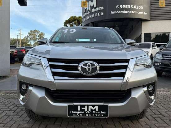 TOYOTA-HILUX SW4-2.8 SRX 4X4 16V TURBO INTERCOOLER DIESEL 4P AUTOMÁTICO TOYOTA-HILUX SW4-2019
