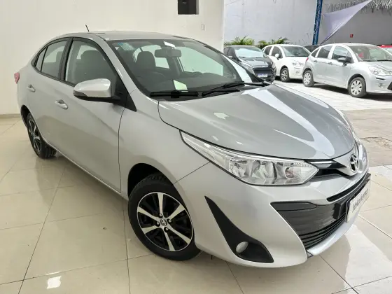 TOYOTA YARIS 1.5 16V FLEX SEDAN XS CONNECT MULTIDRIVE TOYOTA YARIS 1.5 16V FLEX SEDAN XS CONNECT MULTIDRIVE