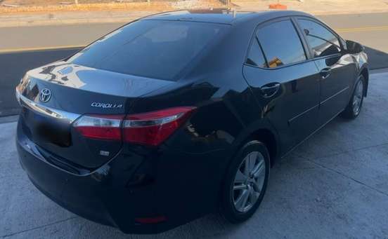 TOYOTA-COROLLA-2015