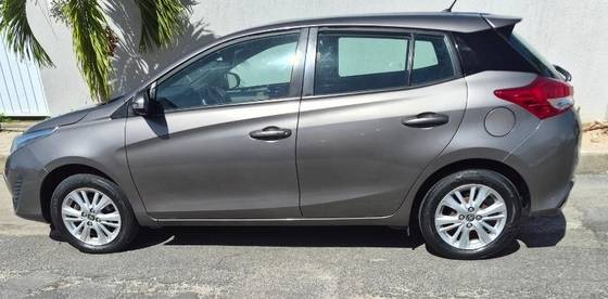 TOYOTA YARIS 1.3 16V FLEX XL PLUS TECH MULTIDRIVE