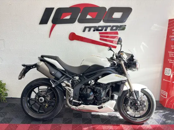 TRIUMPH SPEED TRIPLE 