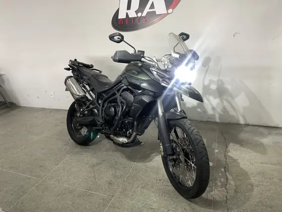 TRIUMPH TIGER 800XC 