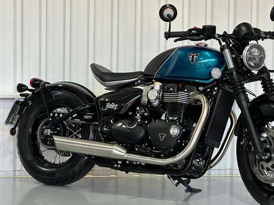 TRIUMPH-BONNEVILLE BOBBER 1200 TRIUMPH-BONNEVILLE BOBBER 1200-2026