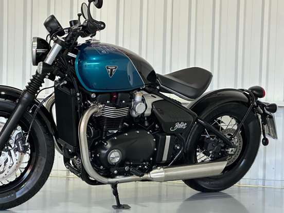 TRIUMPH-BONNEVILLE BOBBER 1200 TRIUMPH-BONNEVILLE BOBBER 1200-2026