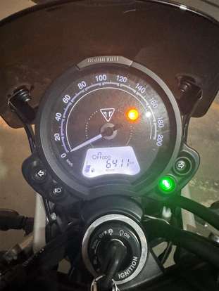 TRIUMPH-SCRAMBLER 900-2024