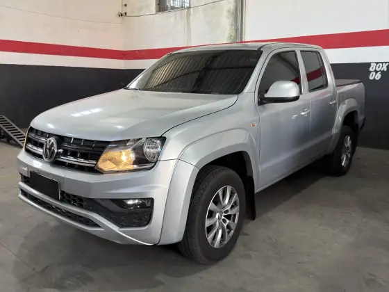 VOLKSWAGEN AMAROK 2.0 COMFORTLINE 4X4 CD 16V TURBO INTERCOOLER DIESEL 4P AUTOMÁTICO VOLKSWAGEN AMAROK 2.0 COMFORTLINE 4X4 CD 16V TURBO INTERCOOLER DIESEL 4P AUTOMÁTICO