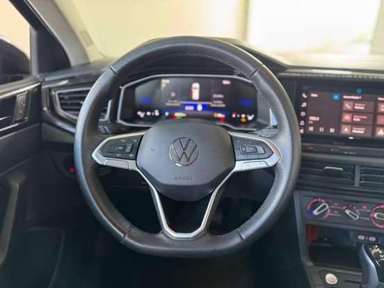 VOLKSWAGEN-POLO-2024