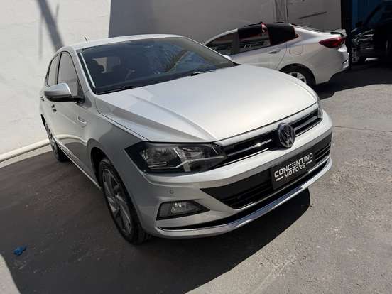 VOLKSWAGEN-POLO-1.0 200 TSI HIGHLINE AUTOMÁTICO VOLKSWAGEN-POLO-2018