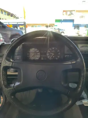 VOLKSWAGEN-SANTANA-1990