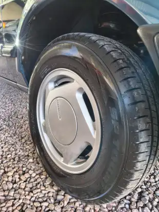 VOLKSWAGEN-SANTANA-1990