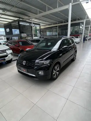 VOLKSWAGEN T-CROSS 1.0 200 TSI TOTAL FLEX COMFORTLINE AUTOMÁTICO VOLKSWAGEN T-CROSS 1.0 200 TSI TOTAL FLEX COMFORTLINE AUTOMÁTICO