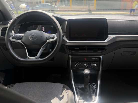 VOLKSWAGEN-T-CROSS-2024