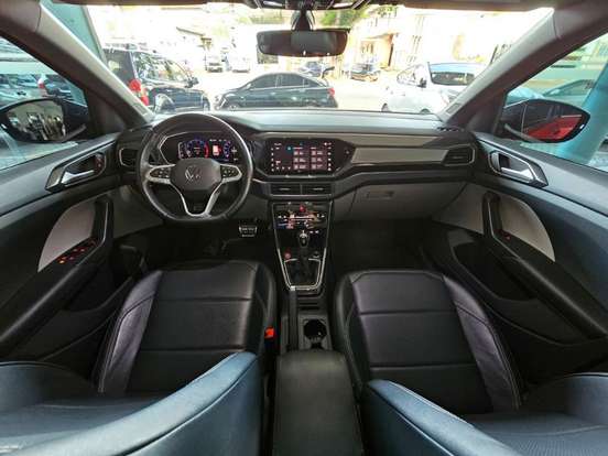 VOLKSWAGEN-T-CROSS-2023