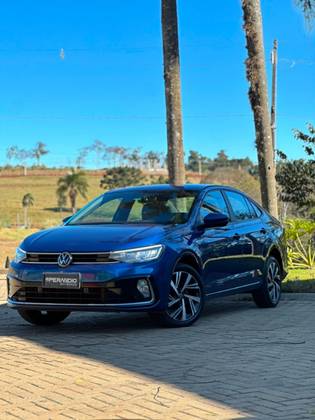 VOLKSWAGEN VIRTUS 1.0 200 TSI HIGHLINE AUTOMÁTICO