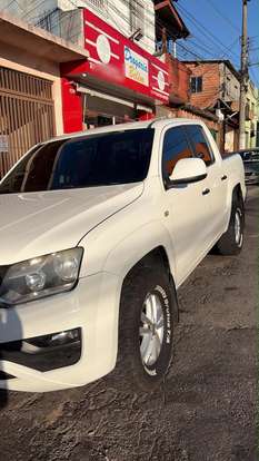 VOLKSWAGEN-AMAROK-2019