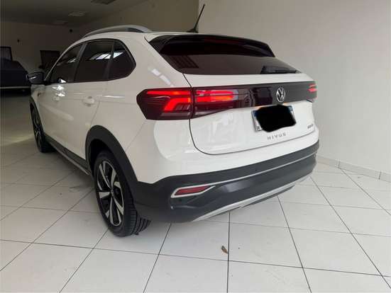 VOLKSWAGEN-NIVUS-1.0 200 TSI TOTAL FLEX HIGHLINE AUTOMÁTICO VOLKSWAGEN-NIVUS-2023