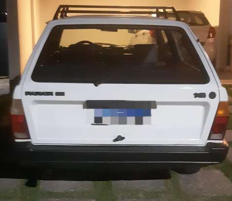 VOLKSWAGEN-PARATI-1990