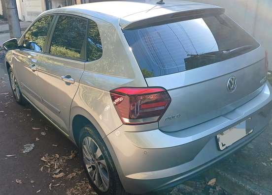 VOLKSWAGEN-POLO-2019