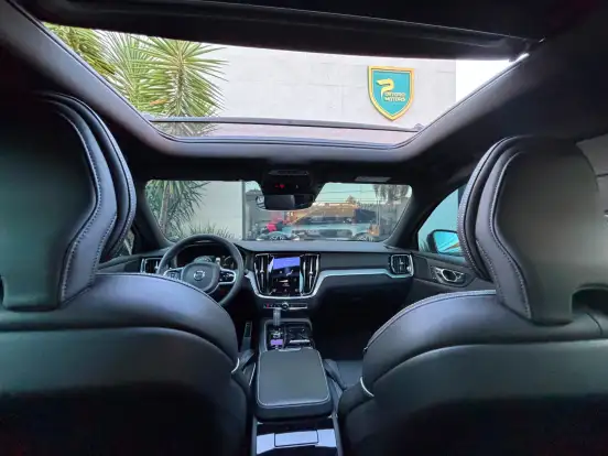 VOLVO-S60-2021