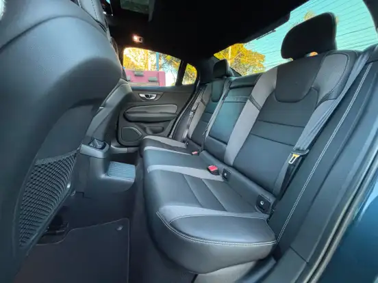 VOLVO-S60-2021