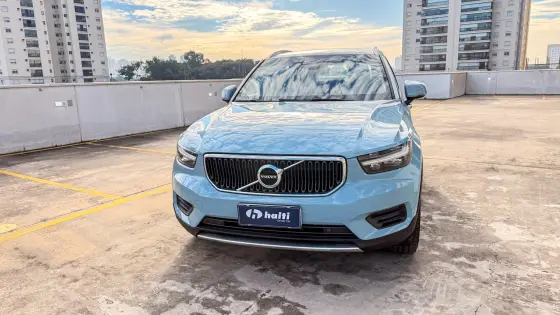 VOLVO XC40 2.0 T5 GASOLINA MOMENTUM AWD GEARTRONIC VOLVO XC40 2.0 T5 GASOLINA MOMENTUM AWD GEARTRONIC