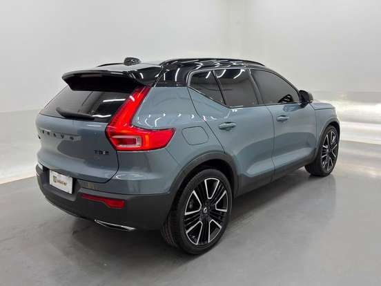 VOLVO-XC40-2.0 T5 GASOLINA R-DESIGN AWD GEARTRONIC VOLVO-XC40-2019