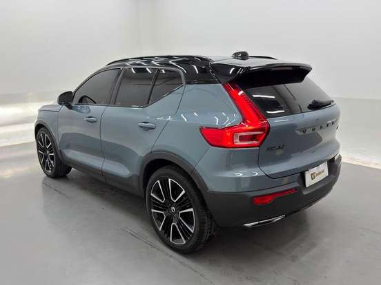 VOLVO-XC40-2.0 T5 GASOLINA R-DESIGN AWD GEARTRONIC VOLVO-XC40-2019
