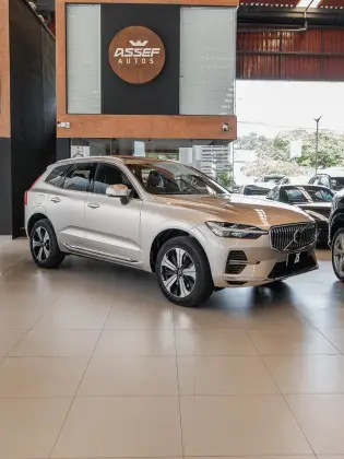 VOLVO XC60 2.0 T8 RECHARGE PLUS AWD GEARTRONIC VOLVO XC60 2.0 T8 RECHARGE PLUS AWD GEARTRONIC