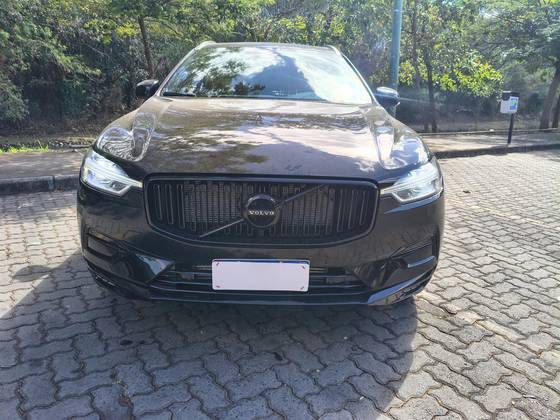 VOLVO XC60 2.0 T5 GASOLINA MOMENTUM AWD GEARTRONIC