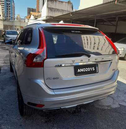 VOLVO-XC60-2.0 T5 R DESIGN TURBO GASOLINA 4P AUTOMÁTICO VOLVO-XC60-2015